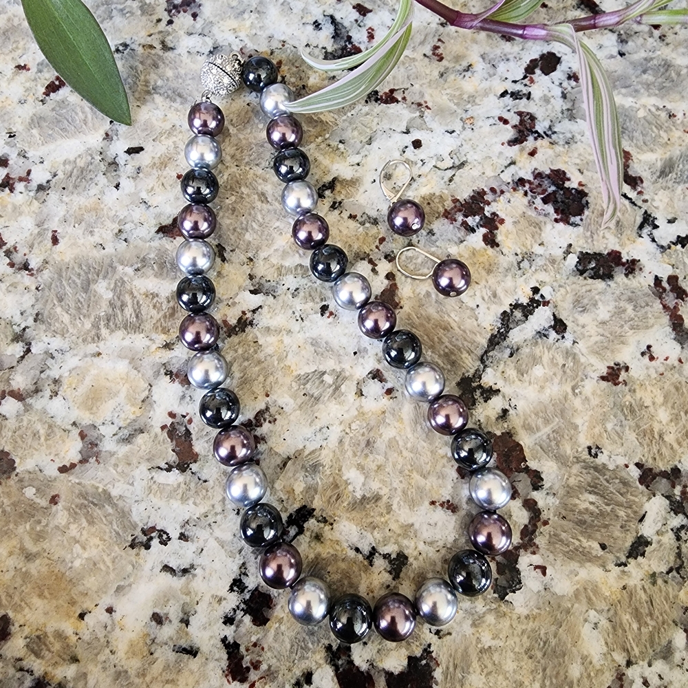 Premier Designs Silver and Purple Pearl Necklace Set